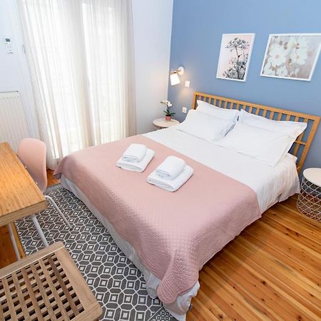 Large, Sunny, Modern Apartment Fully Renovated, Next To Agia Sofia Thessaloníki Exteriör bild
