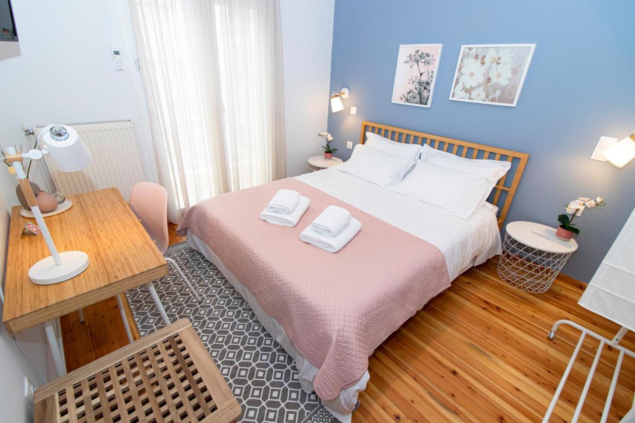 Large, Sunny, Modern Apartment Fully Renovated, Next To Agia Sofia Thessaloníki Exteriör bild