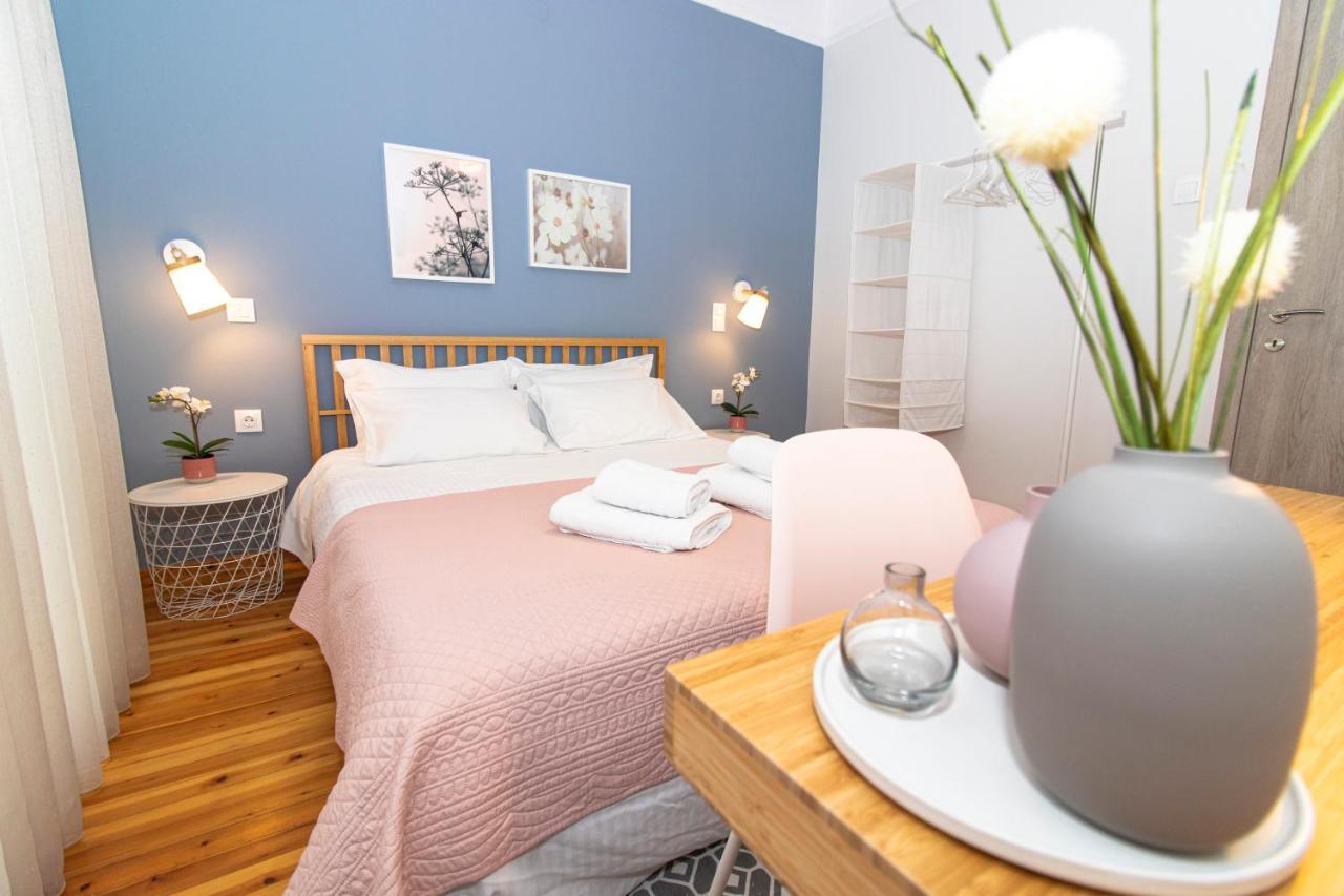 Large, Sunny, Modern Apartment Fully Renovated, Next To Agia Sofia Thessaloníki Exteriör bild