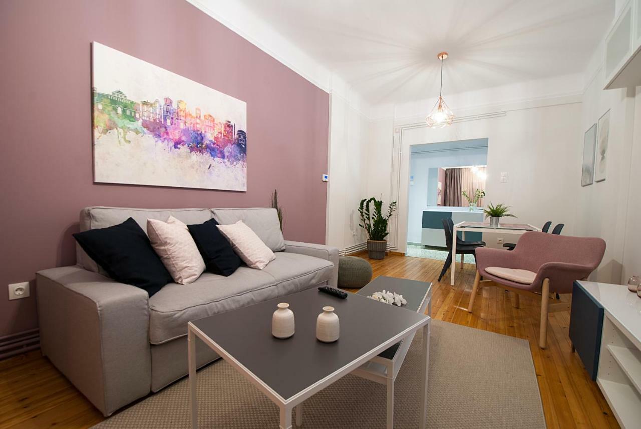 Large, Sunny, Modern Apartment Fully Renovated, Next To Agia Sofia Thessaloníki Exteriör bild